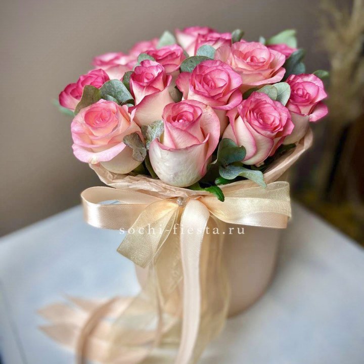 19 Роз Джумилия в коробке в Балаково