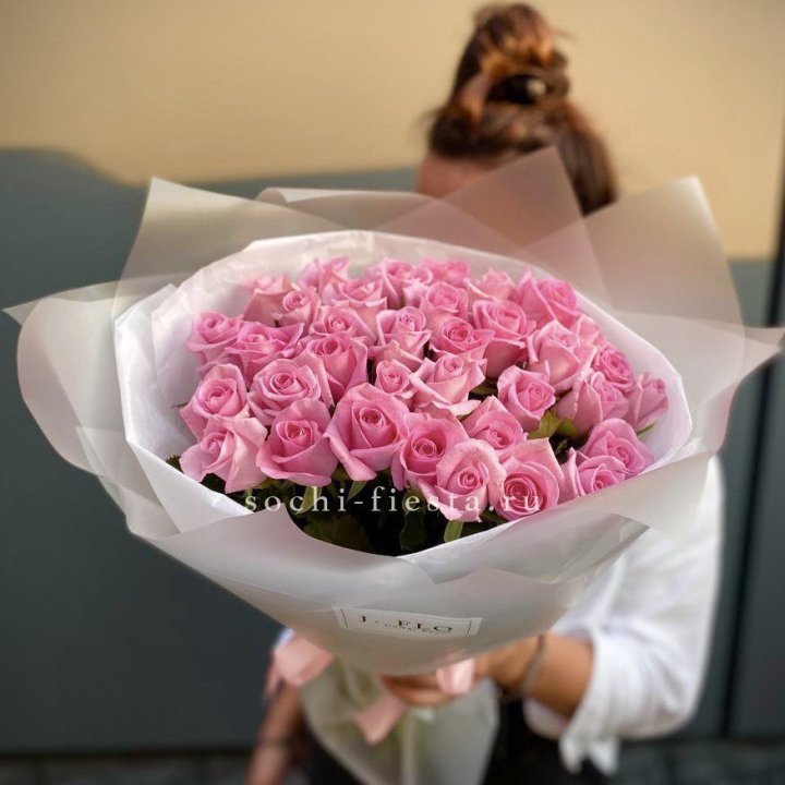 Букет розовых роз  в Балаково