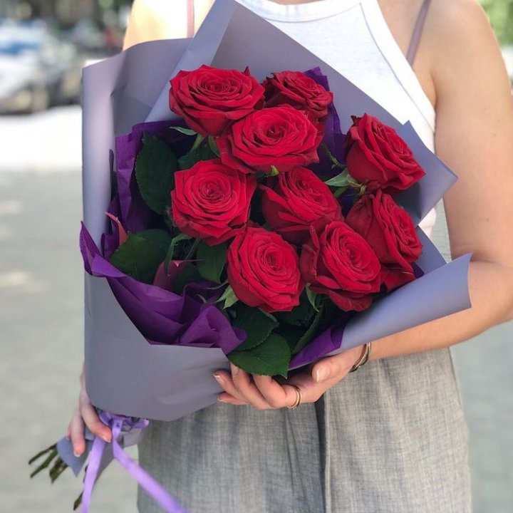 9  красных роз №1 в Балаково