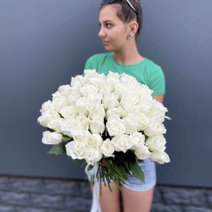 51 белая роза в Балаково