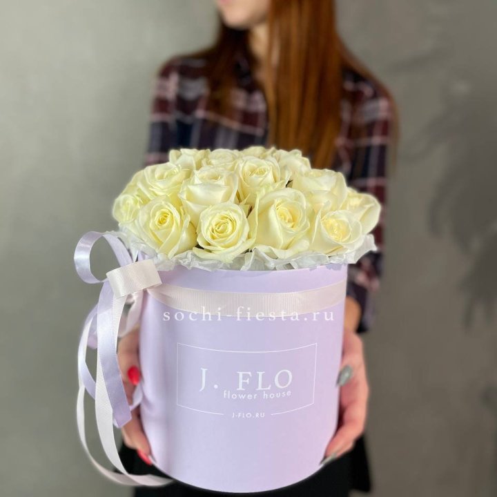 25 роз в цилиндре  в Балаково