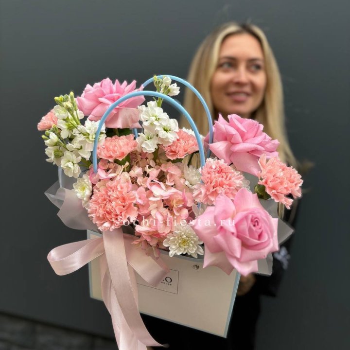 Сумочка "Бал цветов" в Балаково