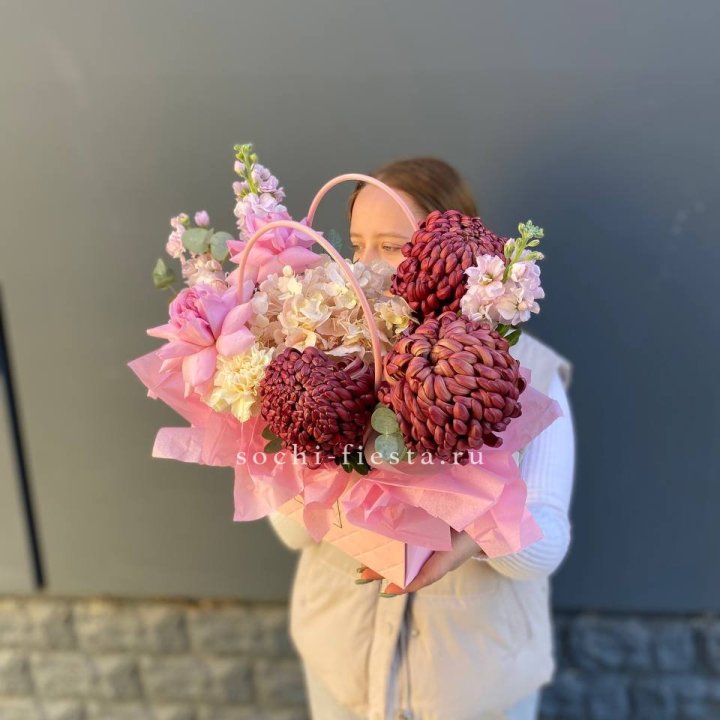 Сумочка нежная с бигуди в Балаково