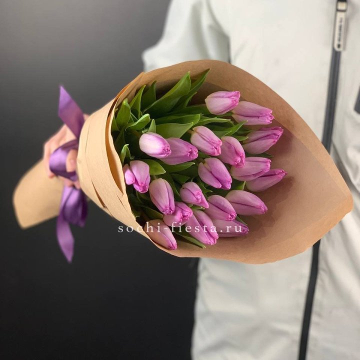 19 розовых  тюльпанов в Балаково