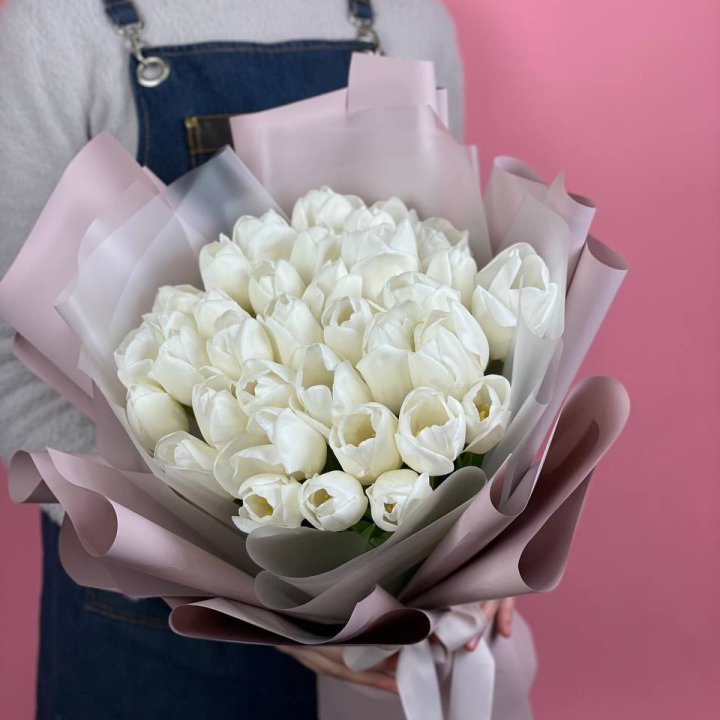 Букет белых тюльпанов "Пур-пур" в Балаково